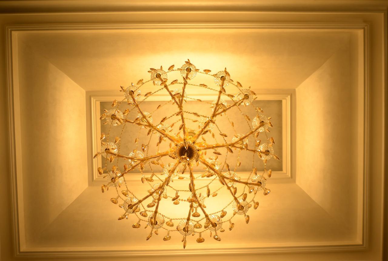 Hotel Vila Imperial Elbasan Bagian luar foto