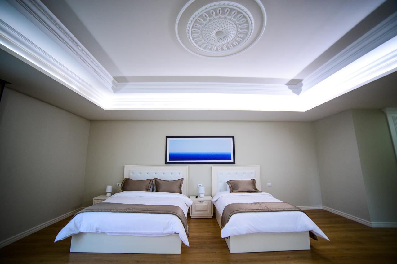 Hotel Vila Imperial Elbasan Bagian luar foto