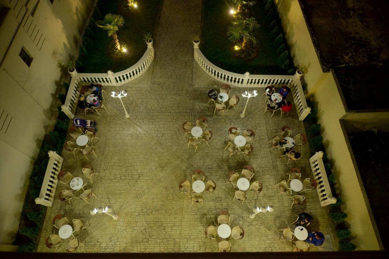 Hotel Vila Imperial Elbasan Bagian luar foto