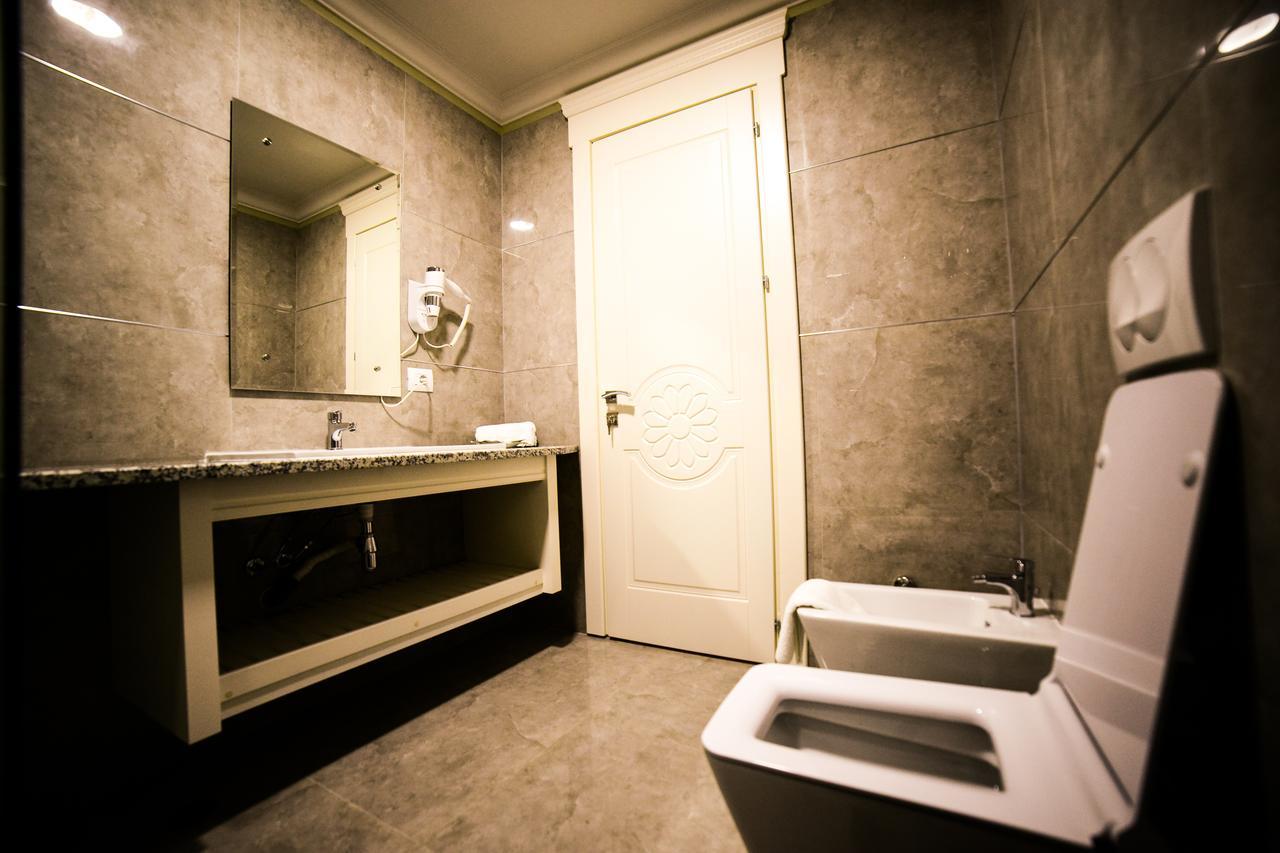 Hotel Vila Imperial Elbasan Bagian luar foto